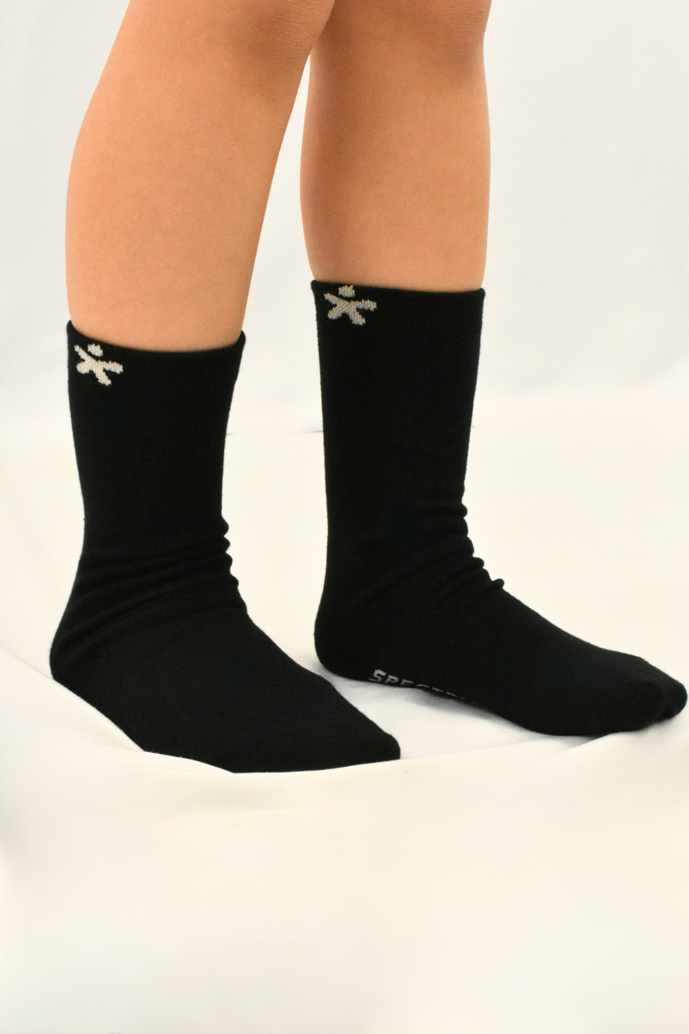 rubber-free soft socks for sensory-sensitive feet.